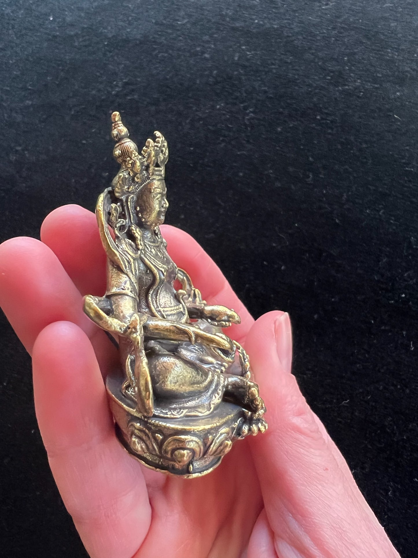 Estatua pequeña de lujo de Dzambhala | Hecho a mano | 2,75 pulgadas | Kubera
