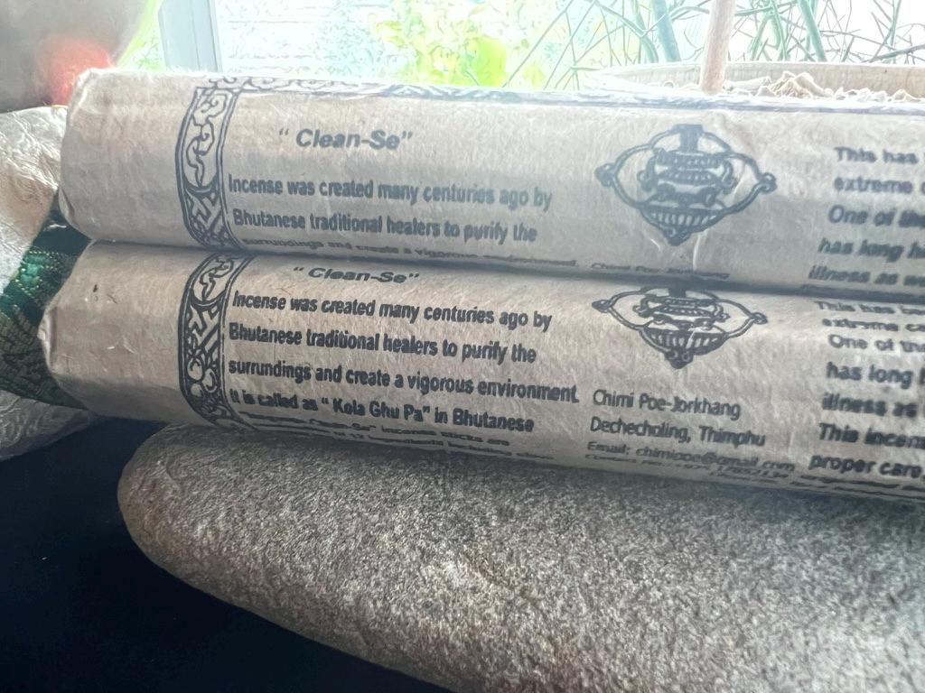 Clean-Se Incense | Bhutanese Himalayan Style Incense | 27 sticks | 9 inches | Chimi Incense | Clean Environment