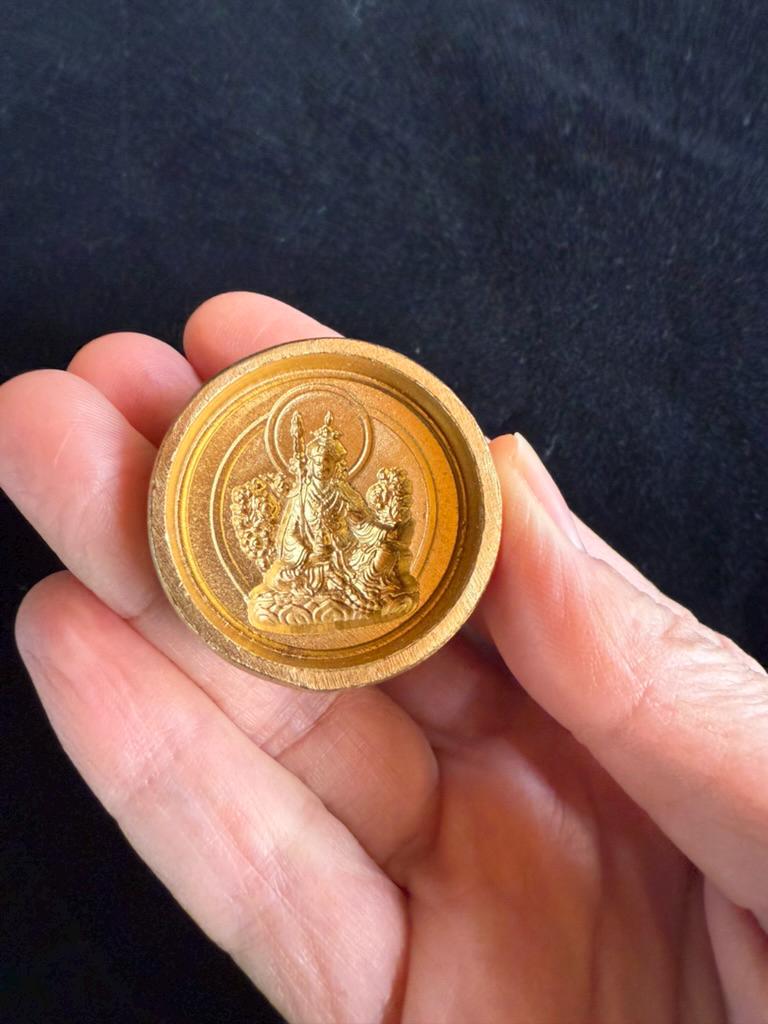 Guru Rinpoche Mini Round Tsa Tsa Mold | Metal Alloy | Approx 1 1/2 Inches | Guru Padmasambhava