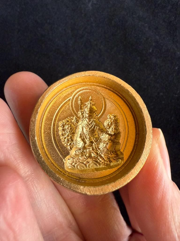 Guru Rinpoche Mini Round Tsa Tsa Mold | Metal Alloy | Approx 1 1/2 Inches | Guru Padmasambhava