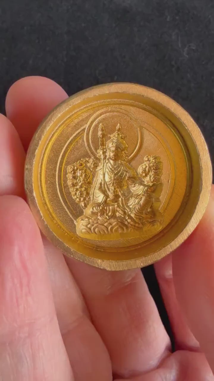 Guru Rinpoche Mini Round Tsa Tsa Mold | Metal Alloy | Approx 1 1/2 Inches | Guru Padmasambhava