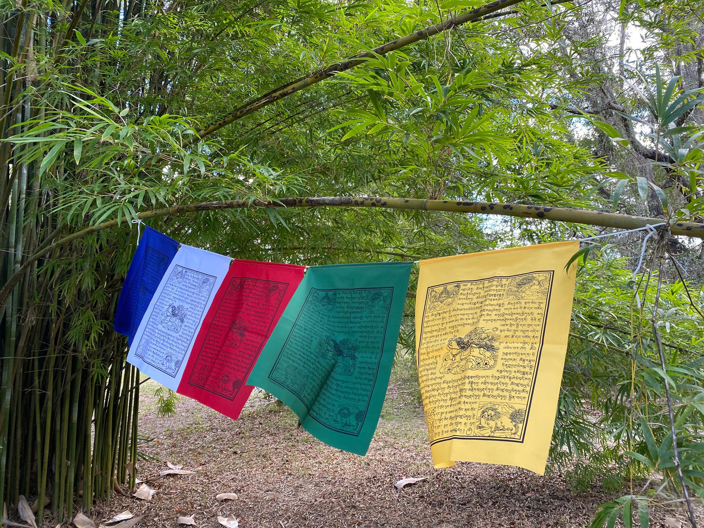 Windhorse Prayer Flags | Tibetan Prayer Flags | 14in x 17in | 1 set of 5 flags | Lung Ta